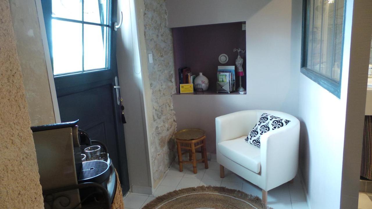Chambre D'Hotes Le Paon Blanc Monprimblanc Екстер'єр фото